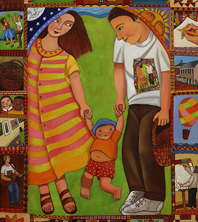 Larawan ng isang ina at tatay na naglalaro kasama ang kanilang anak sa labas.